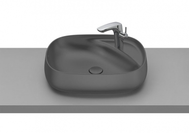 Į stalviršį įleidžiamas praustuvas-dubuo iš FINECERAMIC ROCA Beyond, matmenys 585x455x160, maišytuvas dešinėje, be perlajos, spalva onyx 